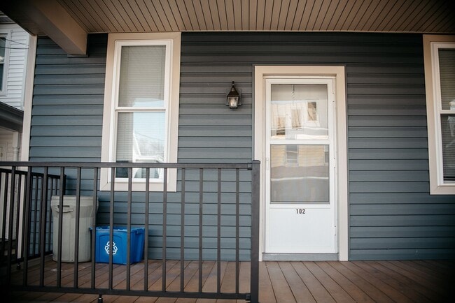 204 E High St in Elizabethtown, PA - Building Photo - Building Photo