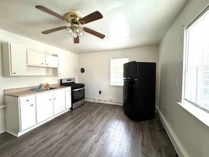 1782 Rockwell Rd in Roslyn, PA - Building Photo - Building Photo