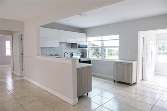 2842 Jackson St in Hollywood, FL - Building Photo - Building Photo