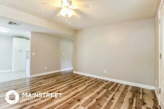 1201 E Camellia Dr in Brandon, FL - Building Photo - Building Photo