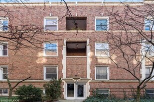 5111 N Kenmore Ave, Unit 2E in Chicago, IL - Building Photo