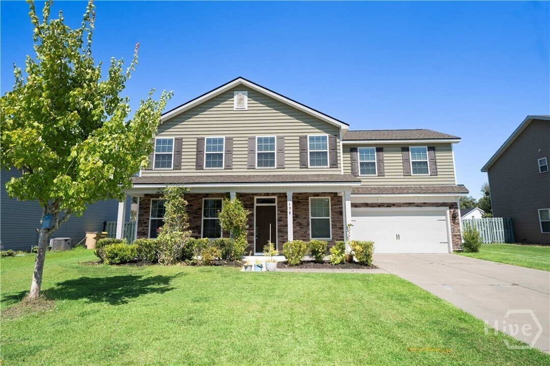 175 Shelton St in Richmond Hill, GA - Building Photo
