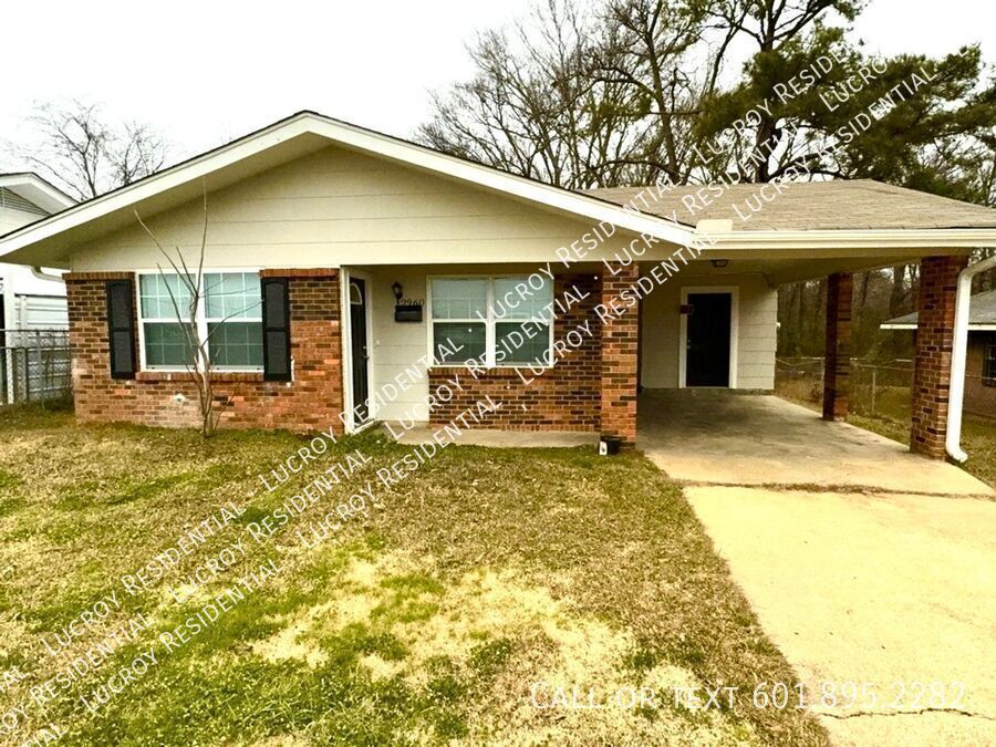 2960 Coleman Ave in Jackson, MS - Foto de edificio