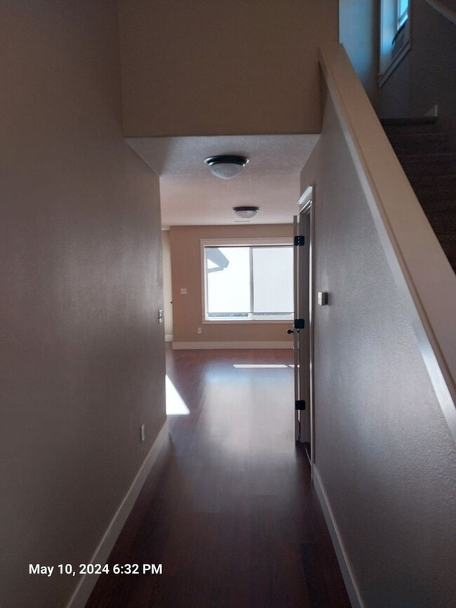 1011 Millwright Ave in McMinnville, OR - Building Photo - Building Photo