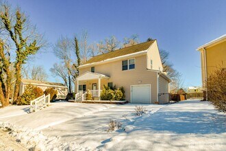 3 Green Acres Ave in East Brunswick, NJ - Building Photo - Building Photo