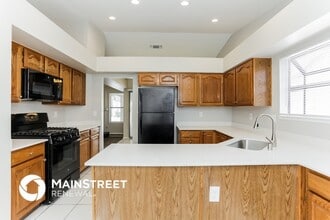 4913 N Mondell Rd in Las Vegas, NV - Building Photo - Building Photo