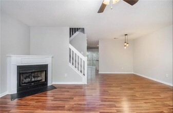 10519 Yellow Rose Ln in Charlotte, NC - Building Photo - Building Photo