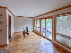 4720 Chevy Chase Dr in Chevy Chase, MD - Building Photo - Building Photo