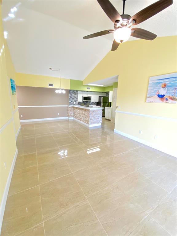 2620 S University Dr, Unit 312 in Davie, FL - Building Photo - Building Photo