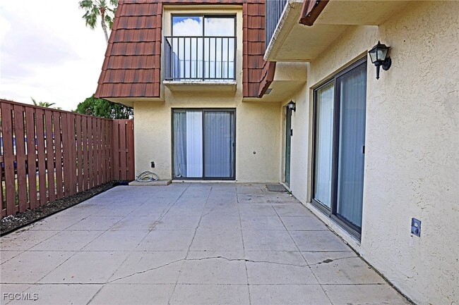 5219 Cedarbend Dr in Ft. Myers, FL - Building Photo - Building Photo