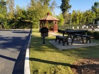 Portico at Lanier in Gainesville, GA - Foto de edificio - Building Photo