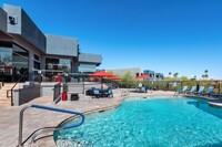 Luna at Fountain Hills in Fountain Hills, AZ - Foto de edificio - Building Photo