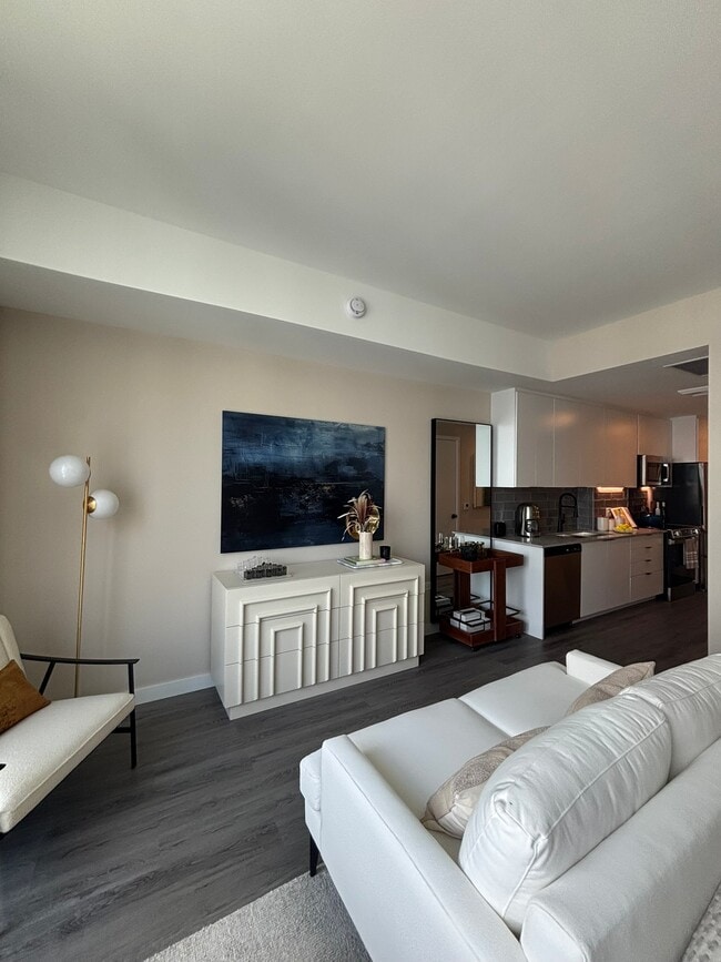 138 NE 23rd St, Unit B1 in Miami, FL - Foto de edificio - Building Photo