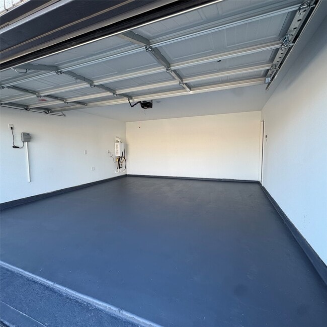 property at 6274 Alder Crk Dr