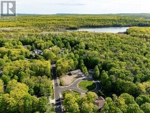 1 Ojibway Ct in Tiny, ON - Building Photo - Building Photo