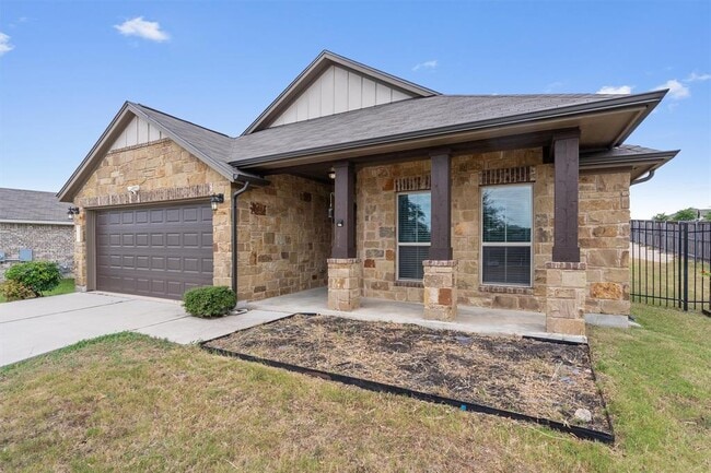 457 Red Matador Ln in Leander, TX - Building Photo - Building Photo