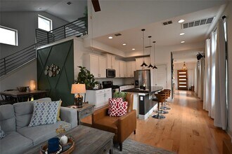 9709 Briny Shell Wy in Austin, TX - Building Photo - Building Photo