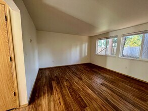 4407 Quail Dr SE in Lacey, WA - Foto de edificio - Building Photo