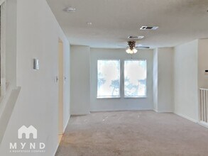 205 Covala Dr in Cedar Park, TX - Foto de edificio - Building Photo