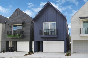 409 Alvia Run Ln in Houston, TX - Building Photo