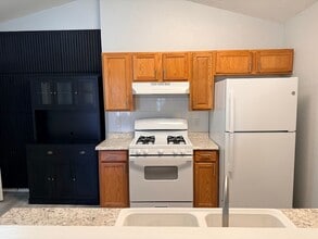 2308 Heatherfield Ln in Norman, OK - Building Photo - Building Photo