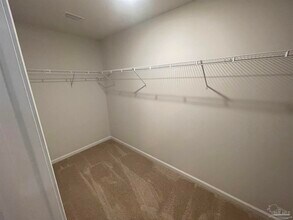 10541 Queens Gate Cir in Pensacola, FL - Building Photo - Building Photo
