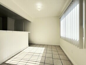 14035 1/2 Orizaba Avenue in Paramount, CA - Building Photo - Building Photo