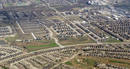 Villages of Creekwood in Frisco, TX - Building Photo - Building Photo