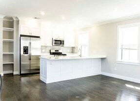 80 Linden St, Unit 3B in Boston, MA - Building Photo