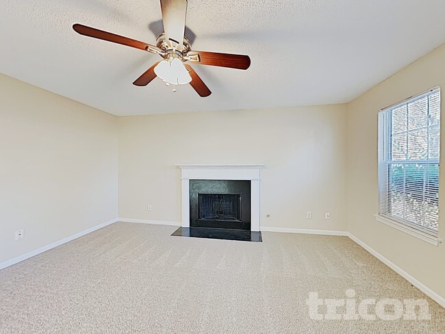 4600 White Rd in Douglasville, GA - Foto de edificio - Building Photo