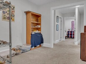 280 Main St in Westbrook, ME - Foto de edificio - Building Photo