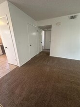 1020 Jefferson Ave in Clovis, CA - Building Photo - Building Photo