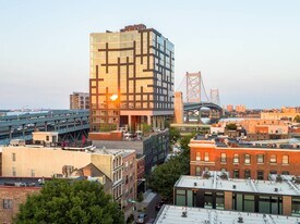 Bridge in Philadelphia, PA - Building Photo