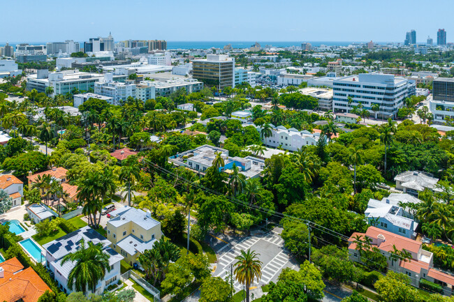 SOBE Gardens in Miami Beach, FL - Foto de edificio - Building Photo