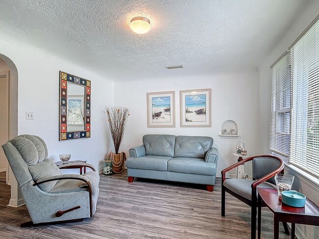 property at 137 S Franklin St