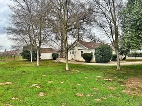 26997 Rd 164 in Visalia, CA - Building Photo - Building Photo