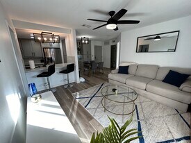 3078 Broadway, Unit 314 in San Diego, CA - Building Photo