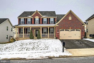 10429 Windlass Run Rd in Baltimore, MD - Building Photo
