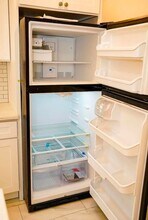 6135 MacBeth Dr, Unit 1 in Baltimore, MD - Building Photo - Building Photo