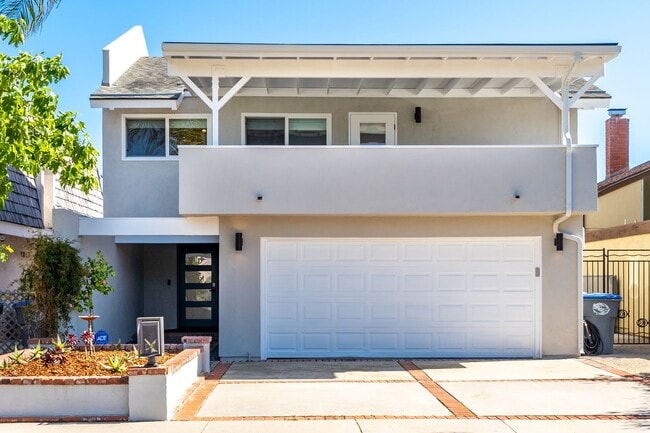 property at 3810 W Hemlock St