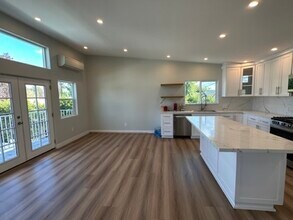 18012 Bullock St in Encino, CA - Building Photo - Building Photo