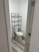 3961 NW 174th St, Unit Efficiency in Miami Gardens, FL - Building Photo - Building Photo