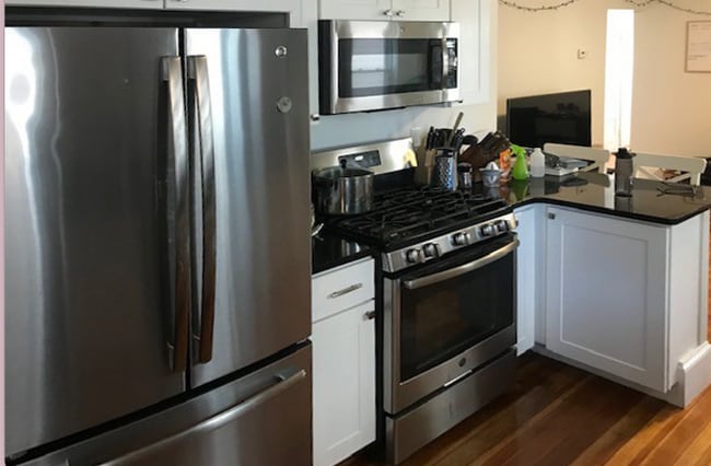 17 Ashland St, Unit 01 in Somerville, MA - Building Photo - Building Photo