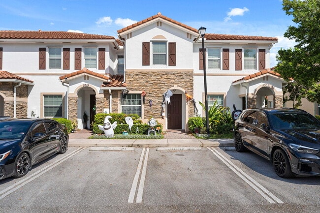 5313 Ashley River Rd in West Palm Beach, FL - Foto de edificio - Building Photo