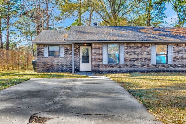 property at 103 Woodduck Dr