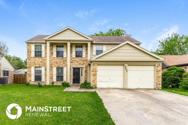 property at 2437 Channing Dr