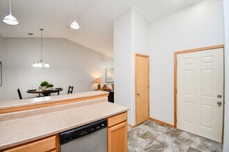303 Scott Pl in Tea, SD - Building Photo - Building Photo
