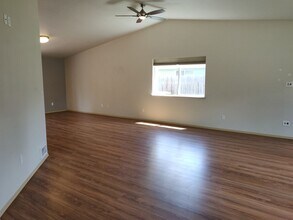 56028 Black Duck Rd in Bend, OR - Building Photo - Building Photo