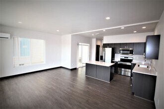 903 Greenfield Dr-Unit -903 Greenfield Drive in Cheney, WA - Foto de edificio - Building Photo