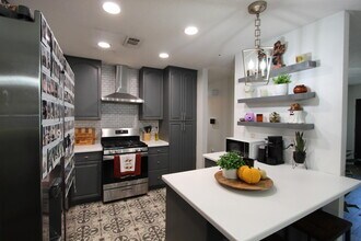 41 Moriarty St NW in Fort Walton Beach, FL - Building Photo - Building Photo